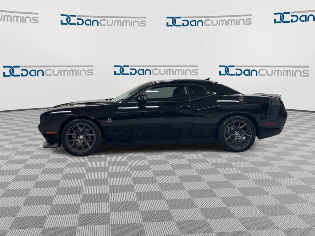 Used 2016 Dodge Challenger R/T Scat Pack RWD image 5