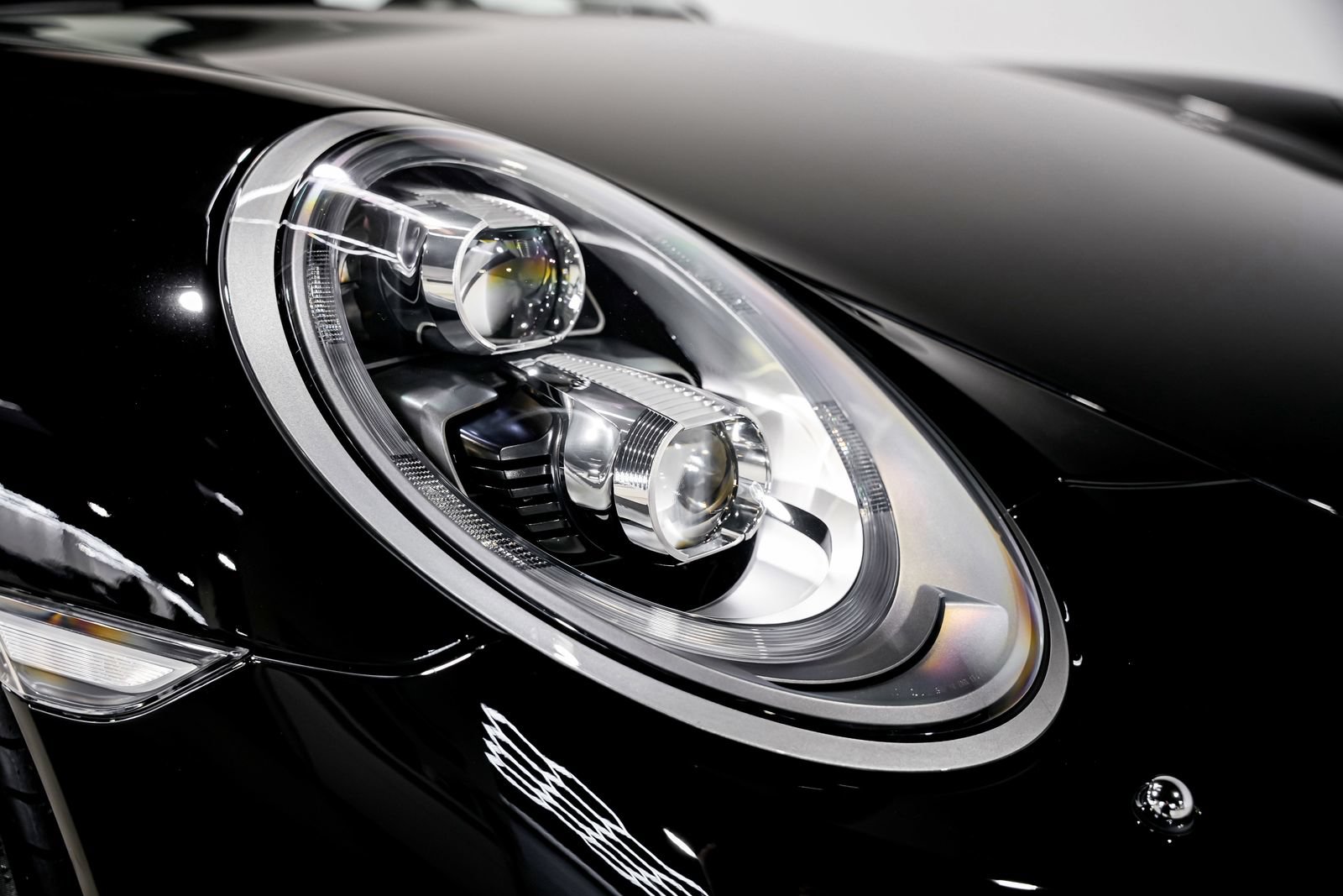 Used 2014 Porsche 911 Targa 4S AWD/4WD image 42