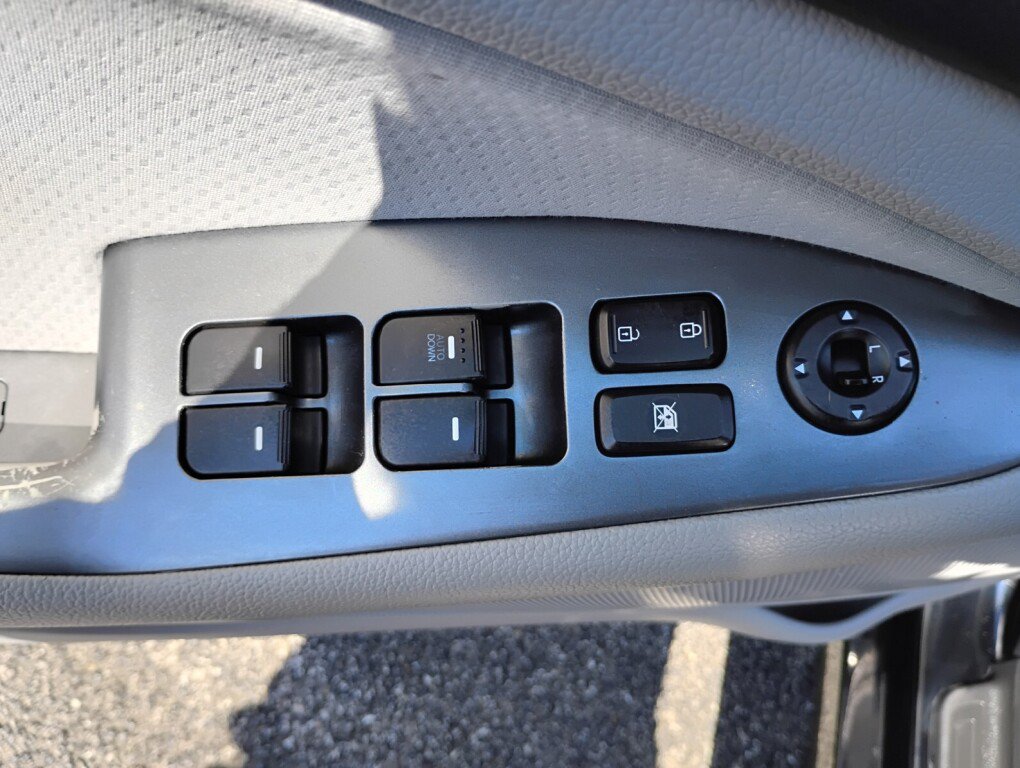 Used 2013 Kia Optima LX w/ Convenience Pkg FWD image 13