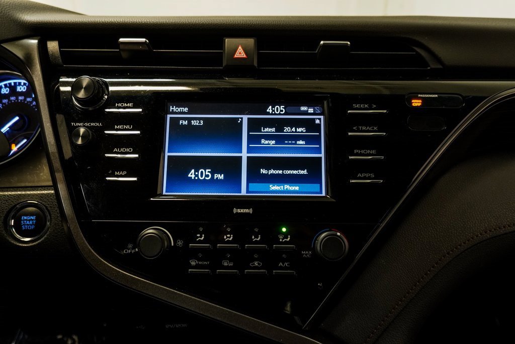 Used 2020 Toyota Camry LE image 22