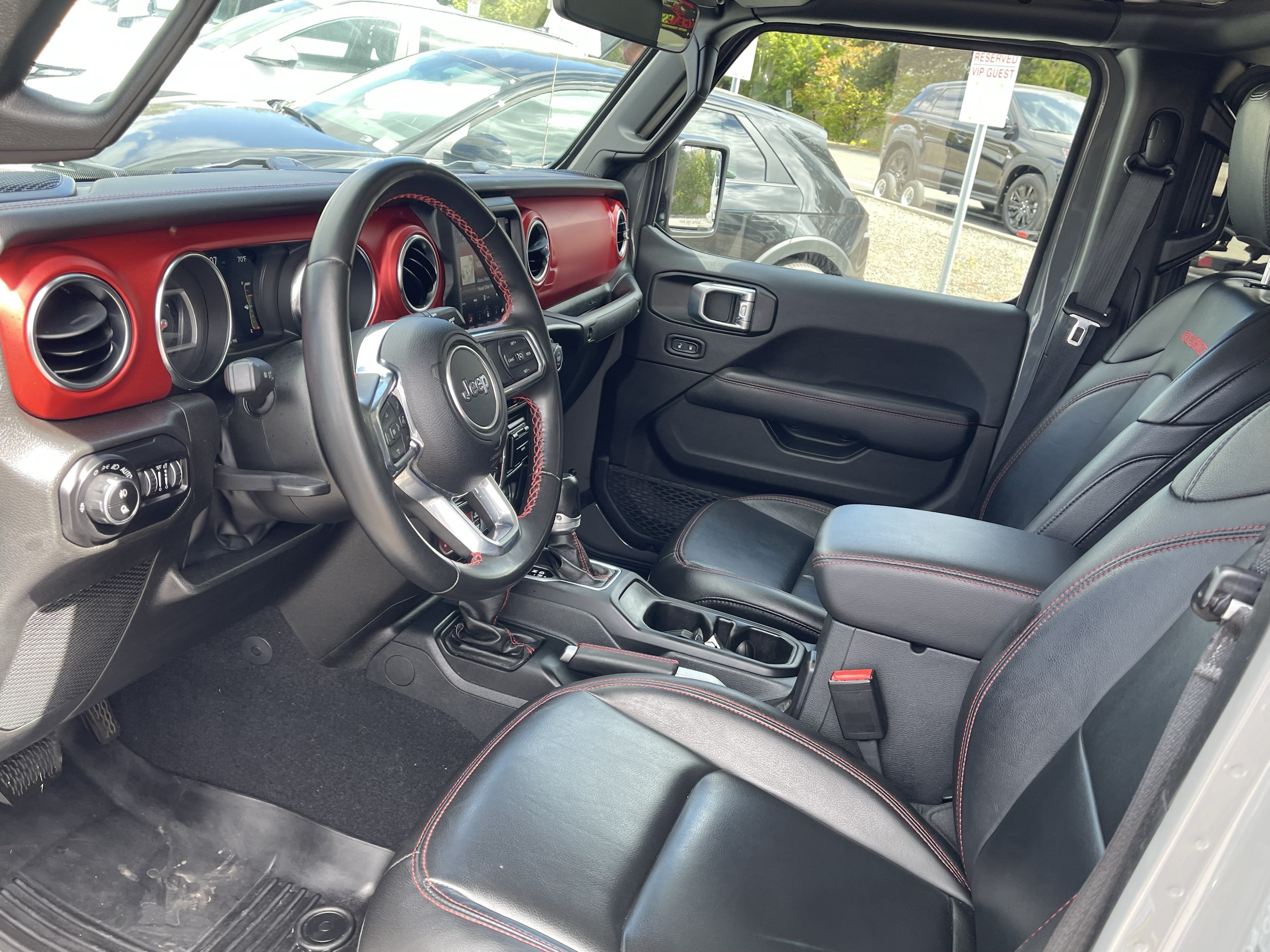 Used 2022 Jeep Gladiator Rubicon w/ Trailer Tow Package AWD/4WD image 12