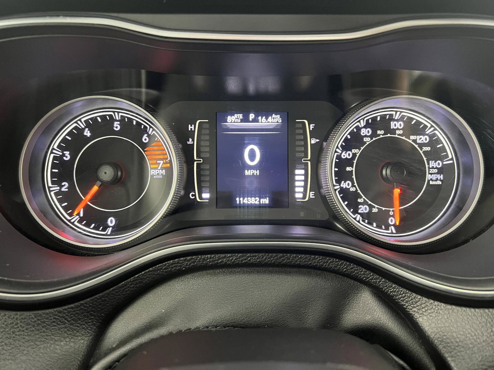 Used 2019 Jeep Cherokee Latitude Plus FWD image 27