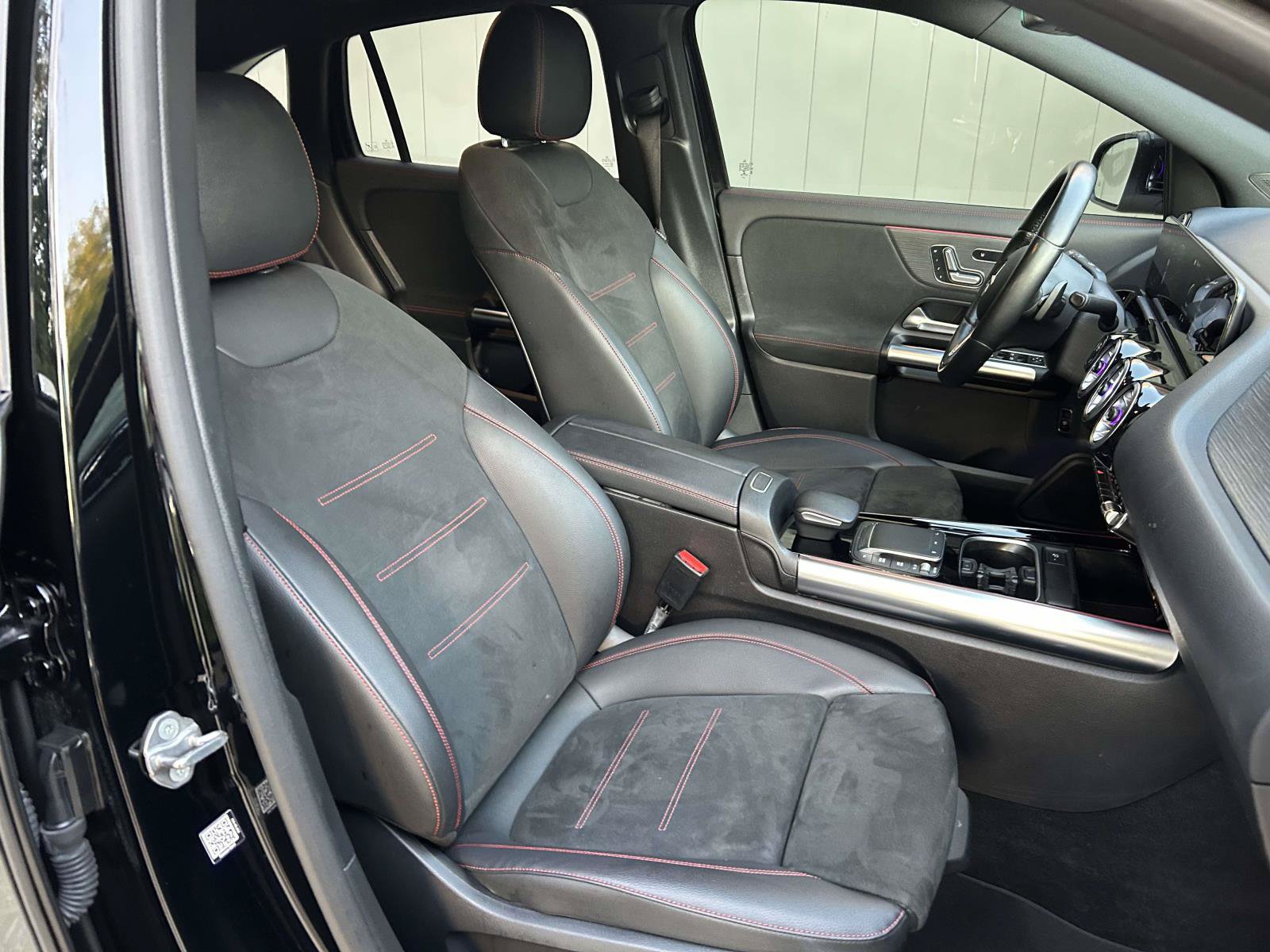 Used 2023 Mercedes-Benz GLA 250 4MATIC image 48