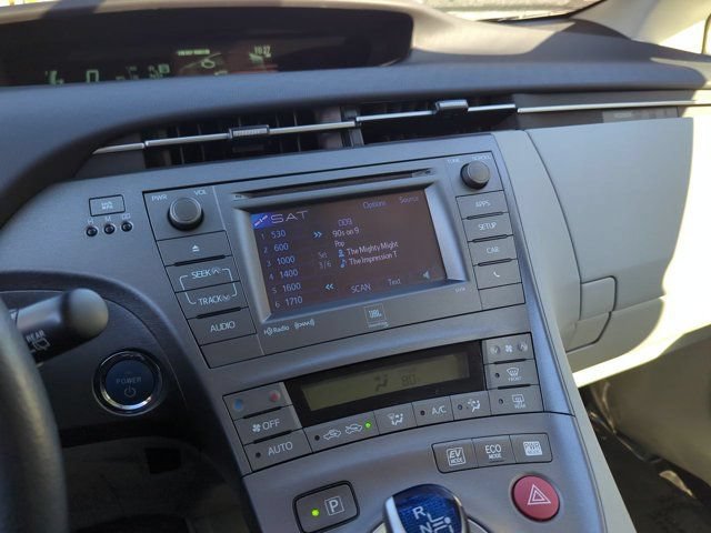 Used 2015 Toyota Prius Four FWD image 24