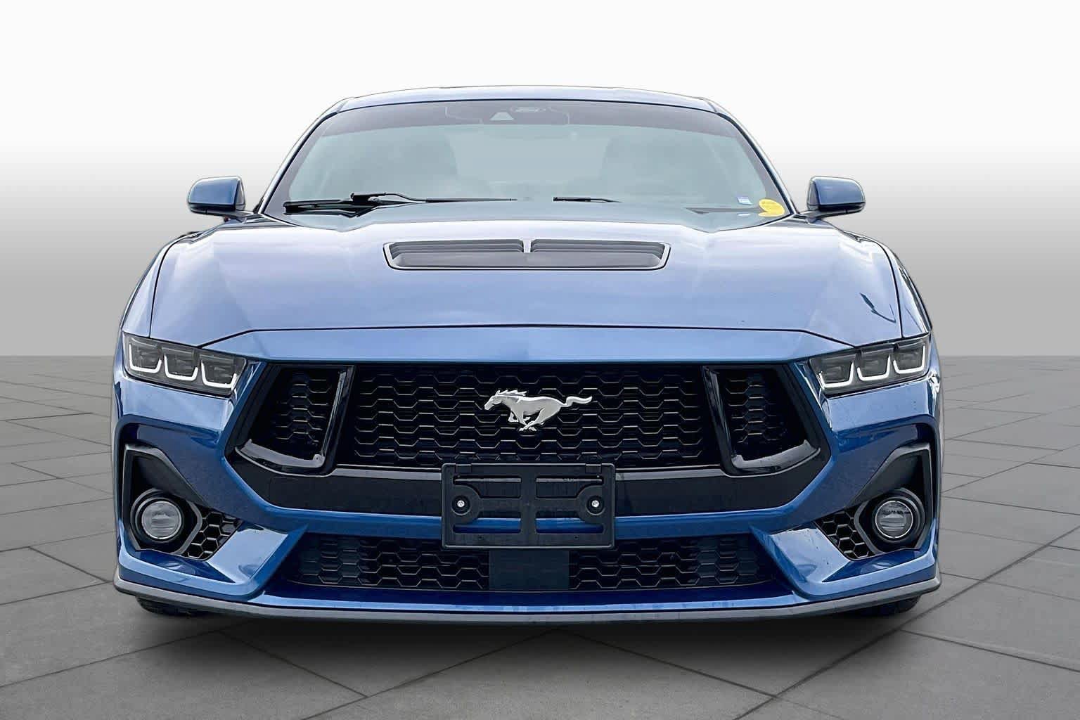 Used 2024 Ford Mustang GT Premium RWD image 3