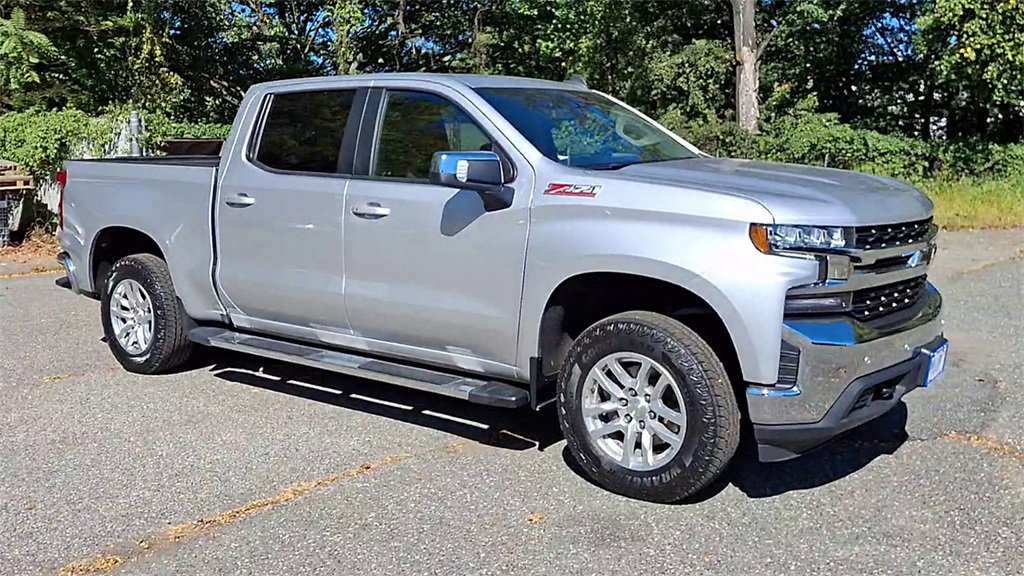 Certified 2022 Chevrolet Silverado 1500 LT w/ Z71 Off-Road Package image 2