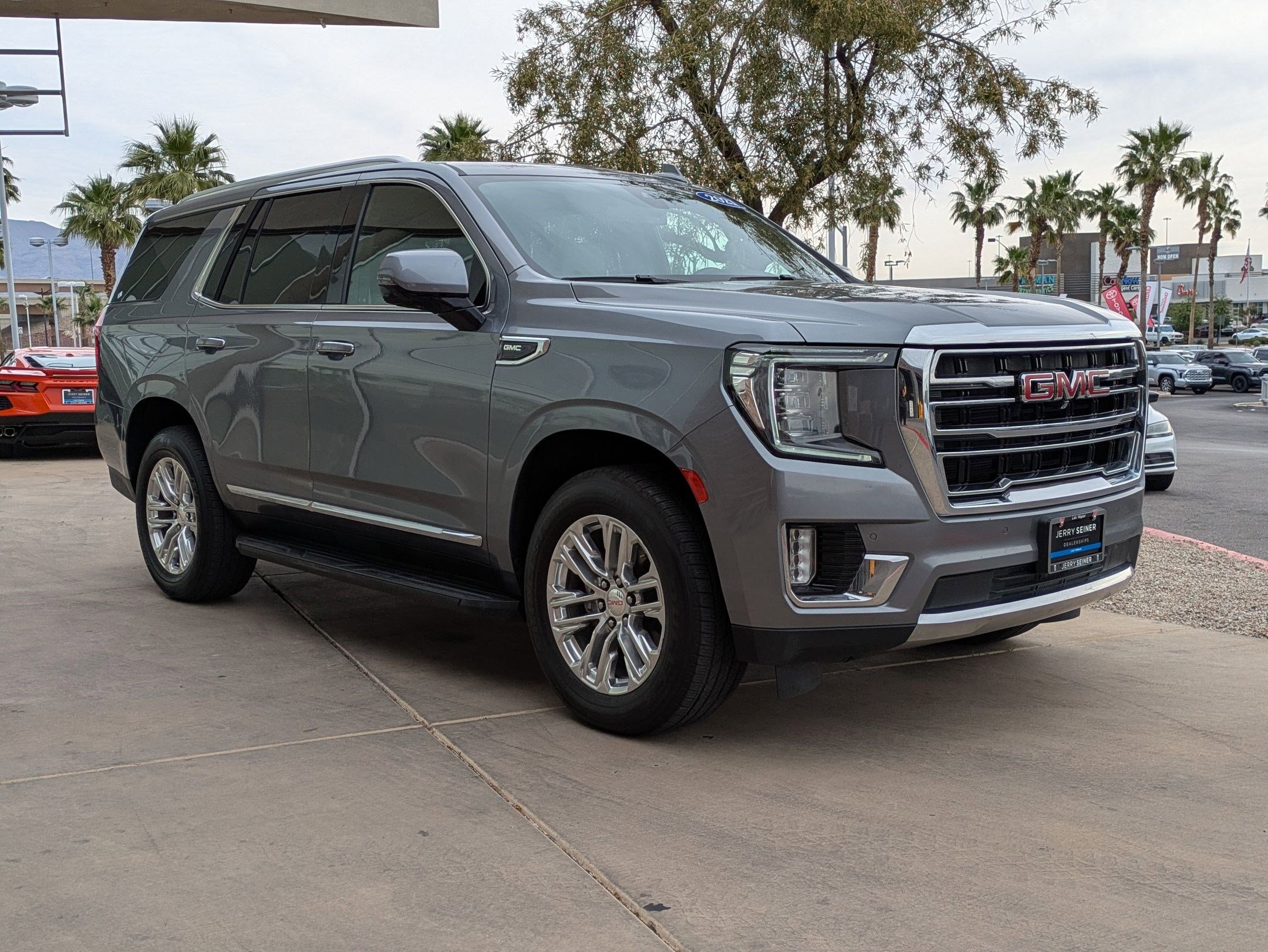 Used 2021 GMC Yukon SLT w/ SLT Luxury Plus Package AWD/4WD image 7