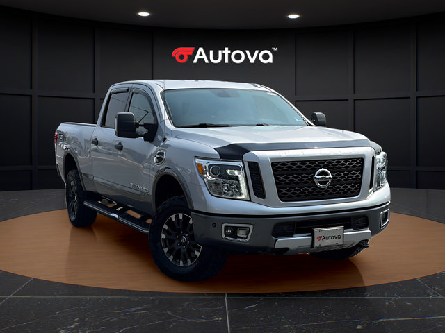 Used 2016 Nissan Titan PRO-4X AWD/4WD image 7