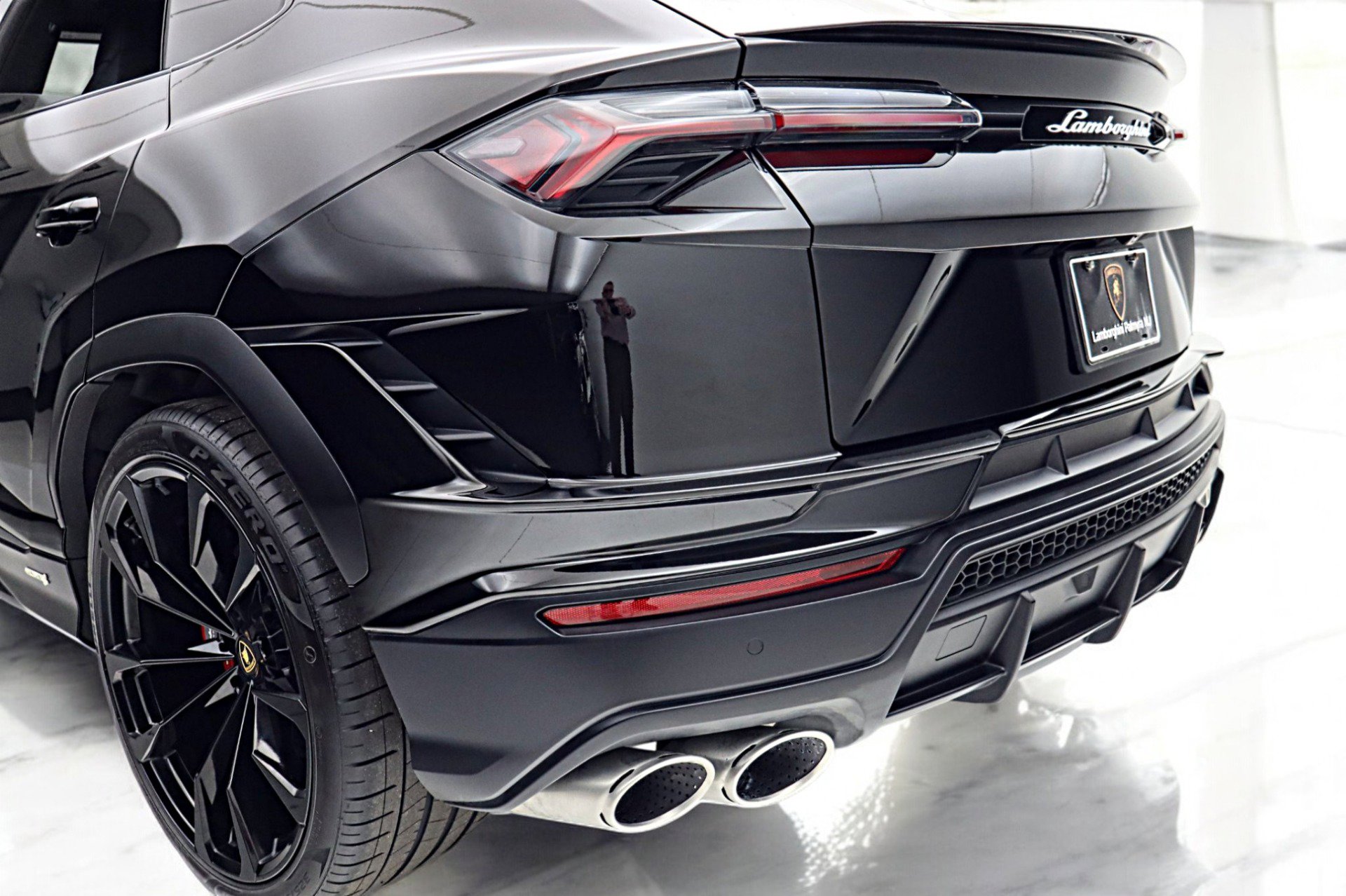 Used 2024 Lamborghini Urus S image 22