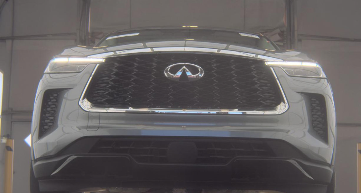 Certified 2023 INFINITI QX60 Pure FWD image 3