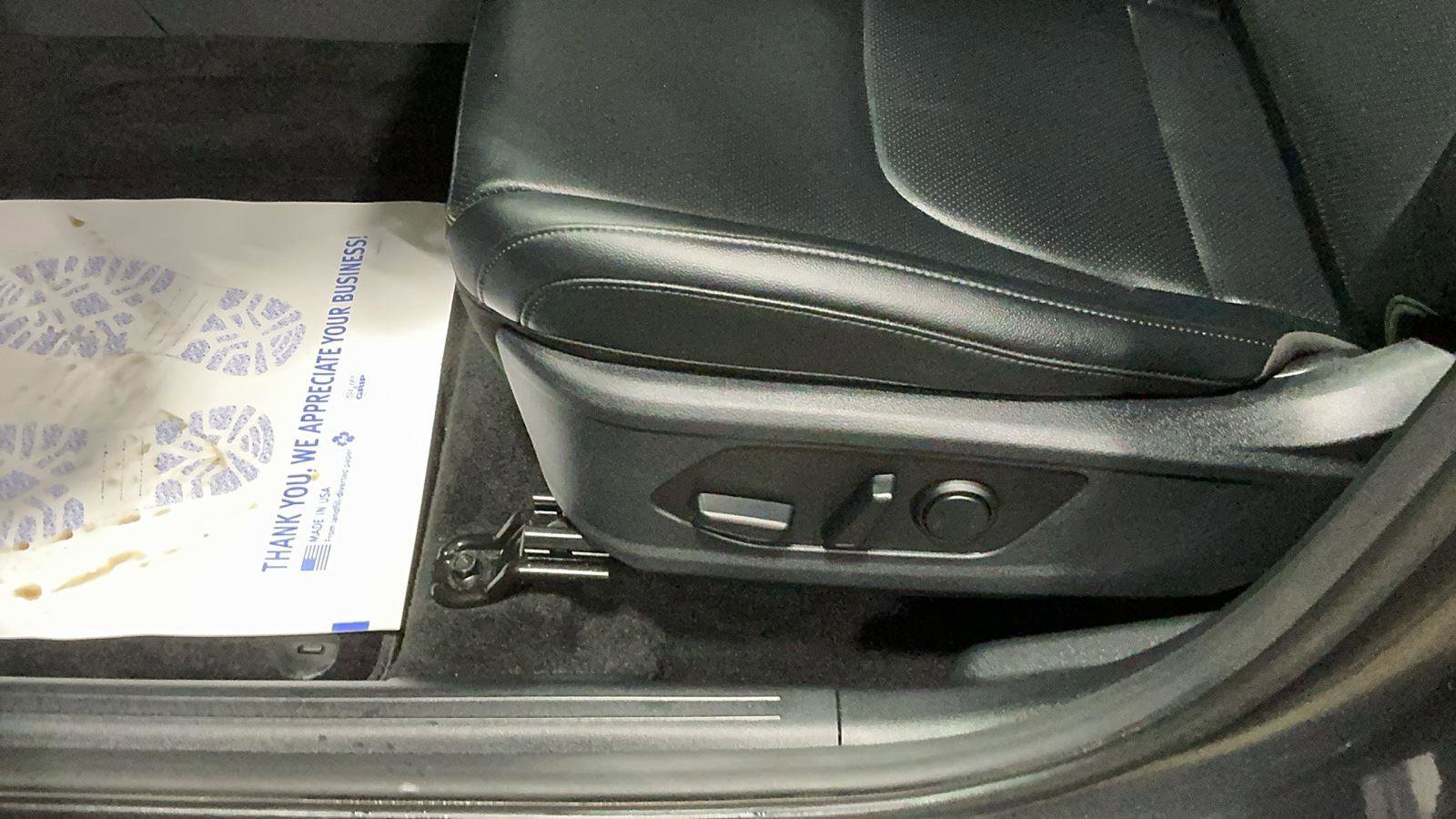 Used 2024 Kia Sportage EX image 12