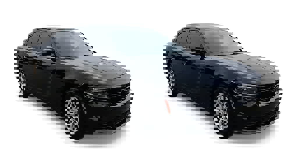 Used 2023 Dodge Charger SXT image 2