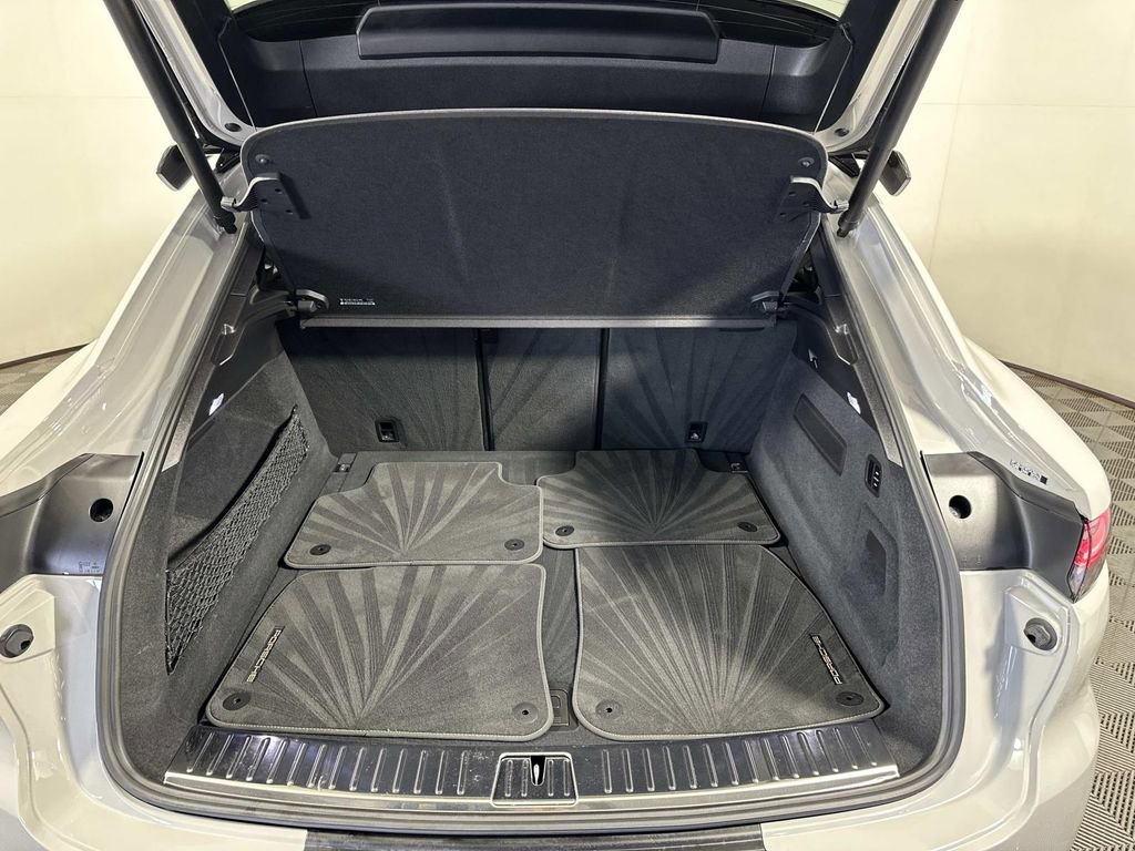 Used 2023 Porsche Cayenne Turbo GT image 32