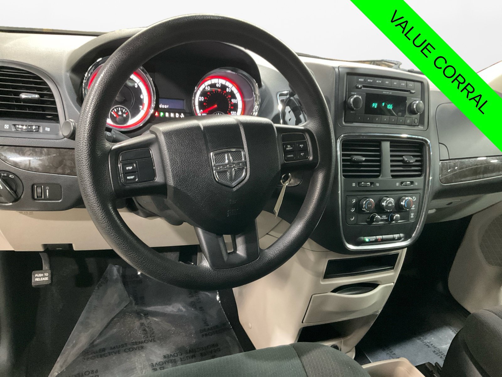 Used 2011 Dodge Grand Caravan Express FWD image 10