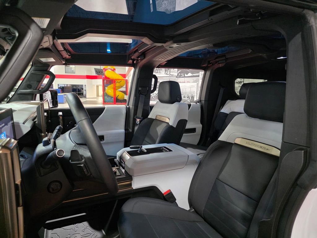New 2024 GMC Hummer EV 2X w/ Extreme Off-Road Package AWD/4WD image 18