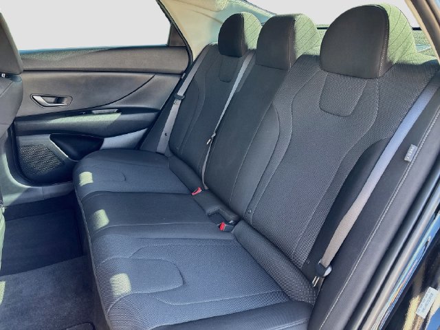 New 2026 Hyundai Elantra SE FWD image 22