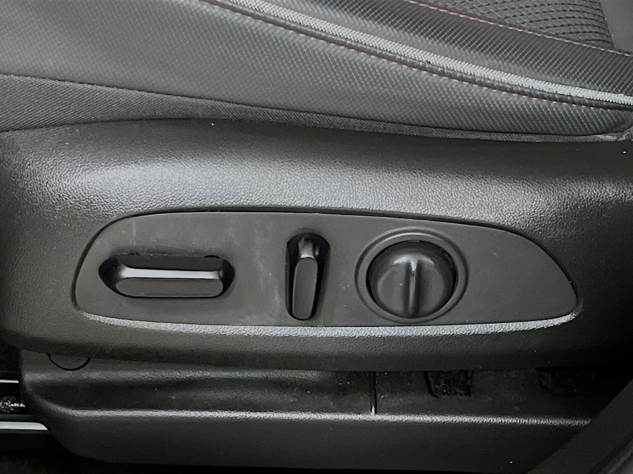 Used 2021 Chevrolet TrailBlazer RS image 16