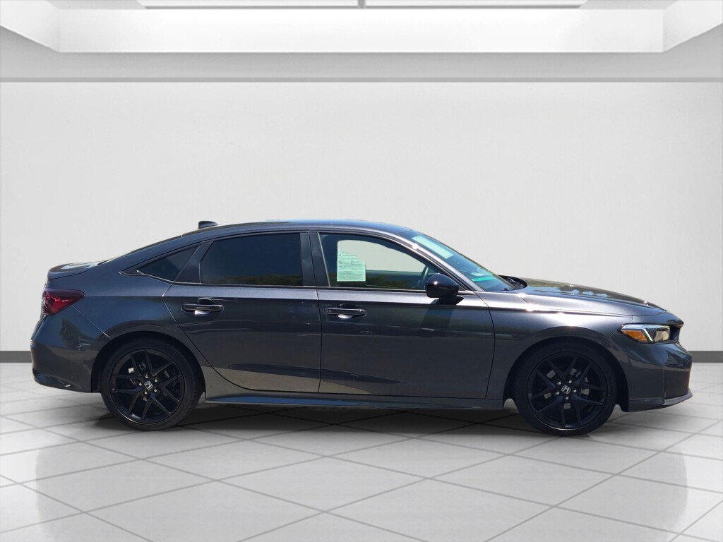 Certified 2026 Honda Civic Sport image 4