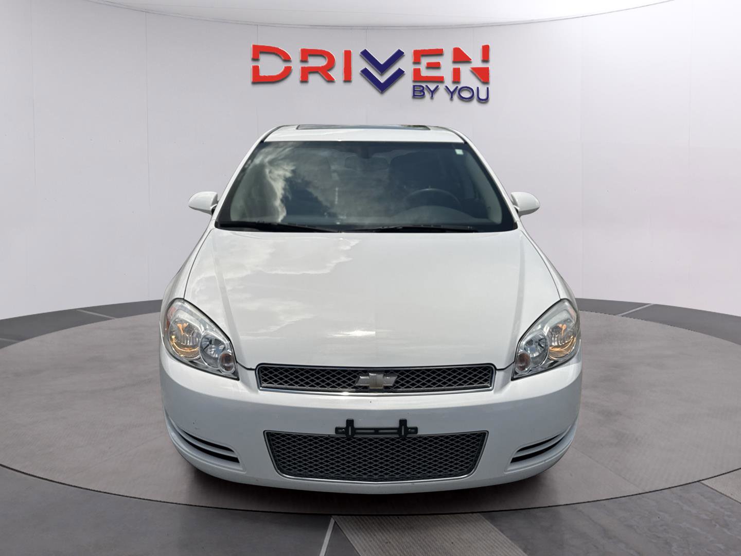 Used 2015 Chevrolet Impala LT w/ LT Sunroof Package FWD image 9