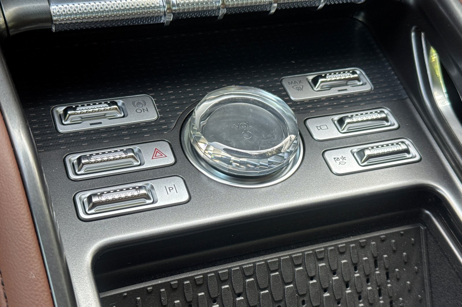 New 2026 Lincoln Nautilus Reserve AWD/4WD image 17