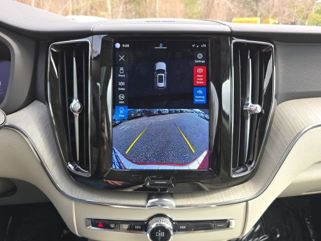 Certified 2023 Volvo XC60 B5 Plus w/ Climate Package AWD/4WD image 35