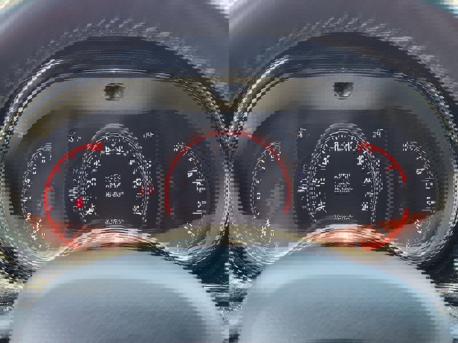 Used 2023 Dodge Durango SXT image 8