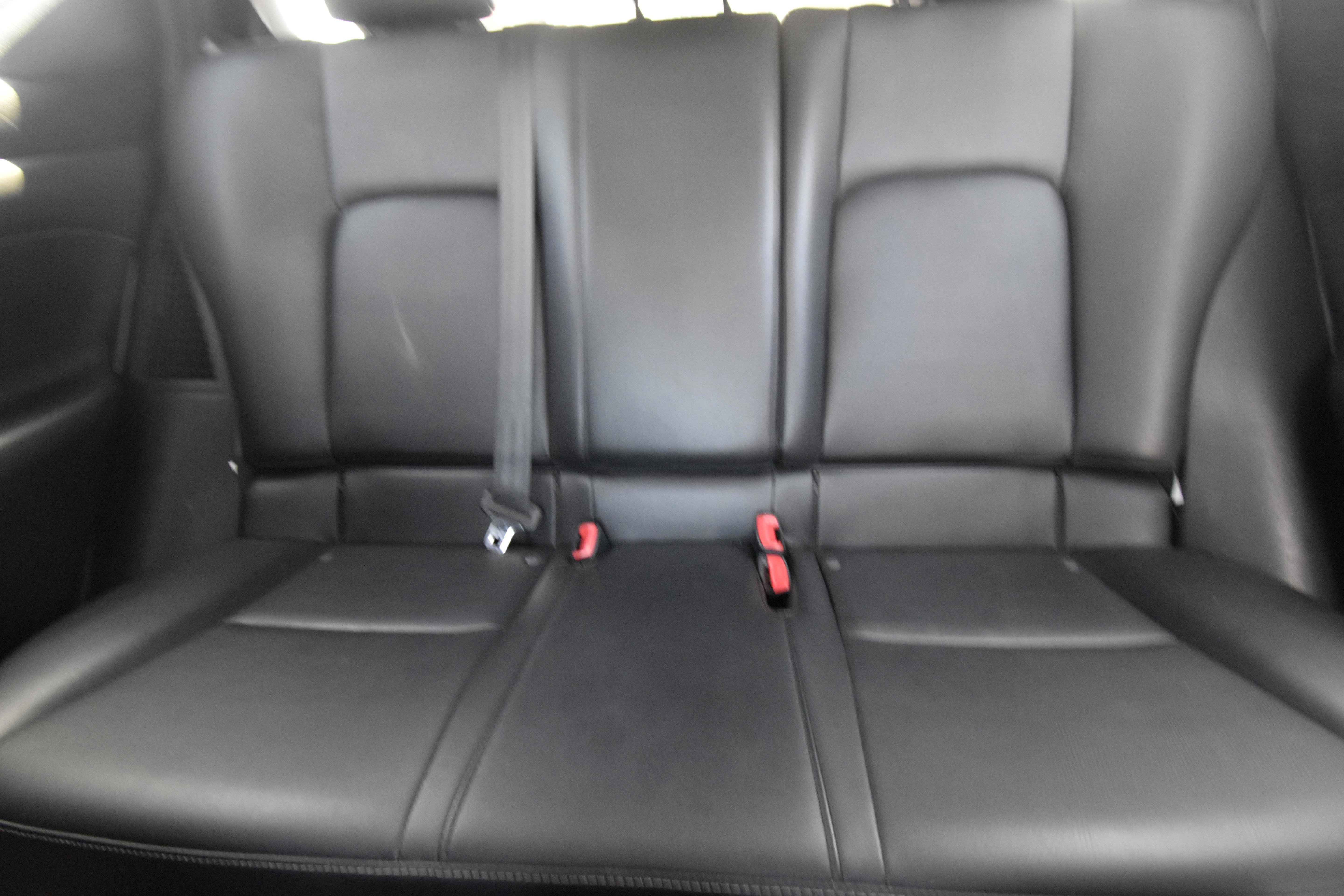 Used 2015 Lexus CT 200h w/ F Sport w/Nuluxe Interior FWD image 9