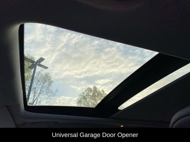 Used 2021 Jeep Cherokee Trailhawk w/ Sun, Sound & Nav Group image 16