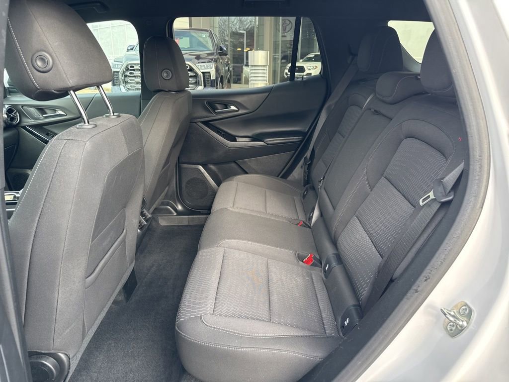 Used 2025 Chevrolet Equinox LT image 16