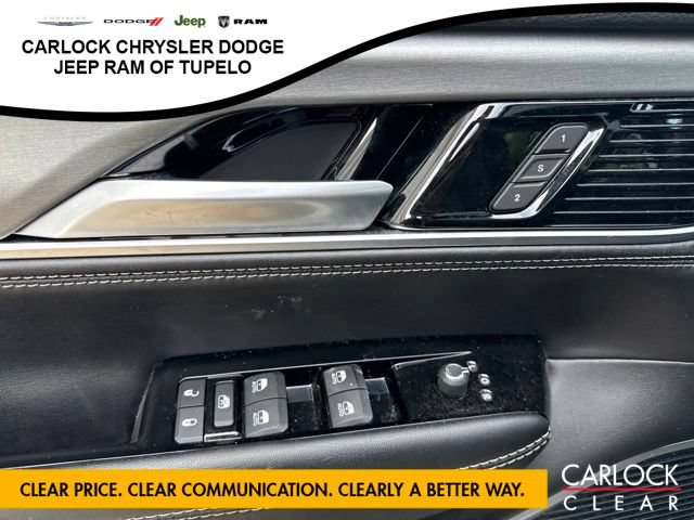 Used 2024 Jeep Wagoneer Series II w/ Convenience Group I AWD/4WD image 10