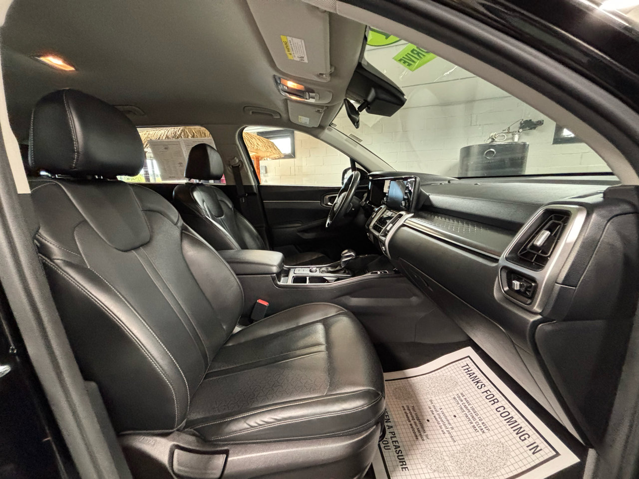 Used 2021 Kia Sorento S image 12