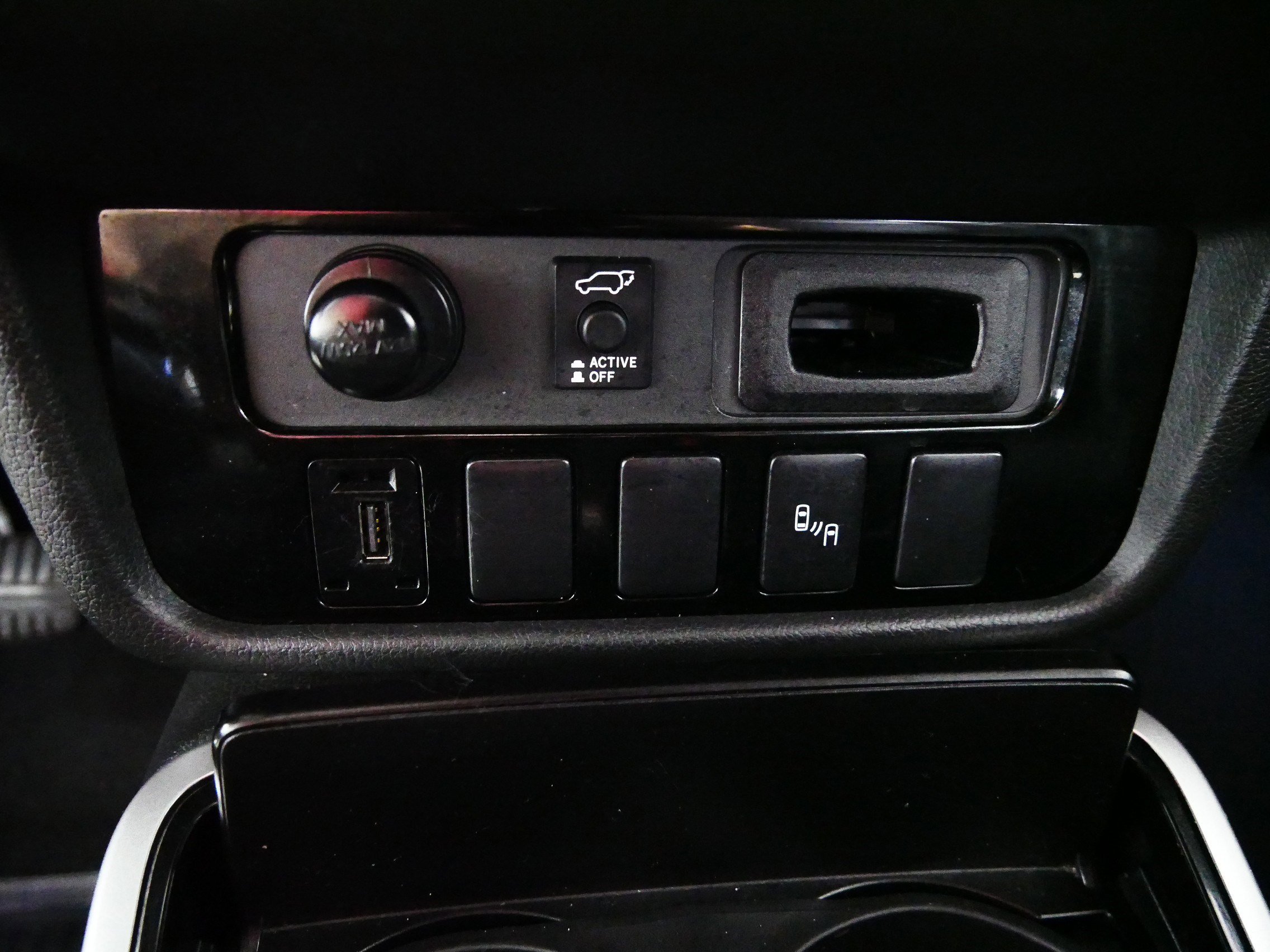 Used 2019 Mitsubishi Outlander SEL AWD/4WD image 31
