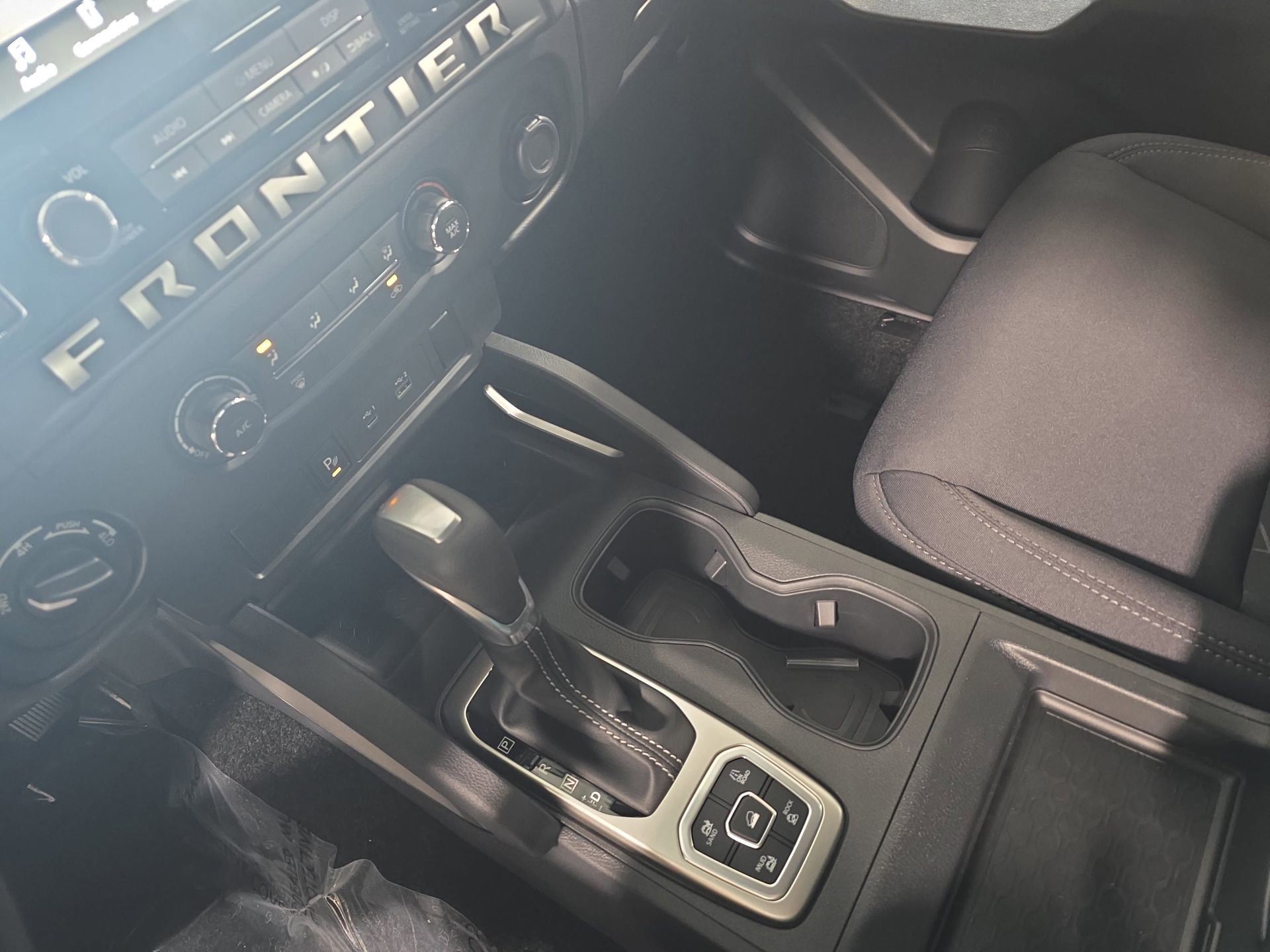 New 2026 Nissan Frontier SV w/ Tow Package image 25