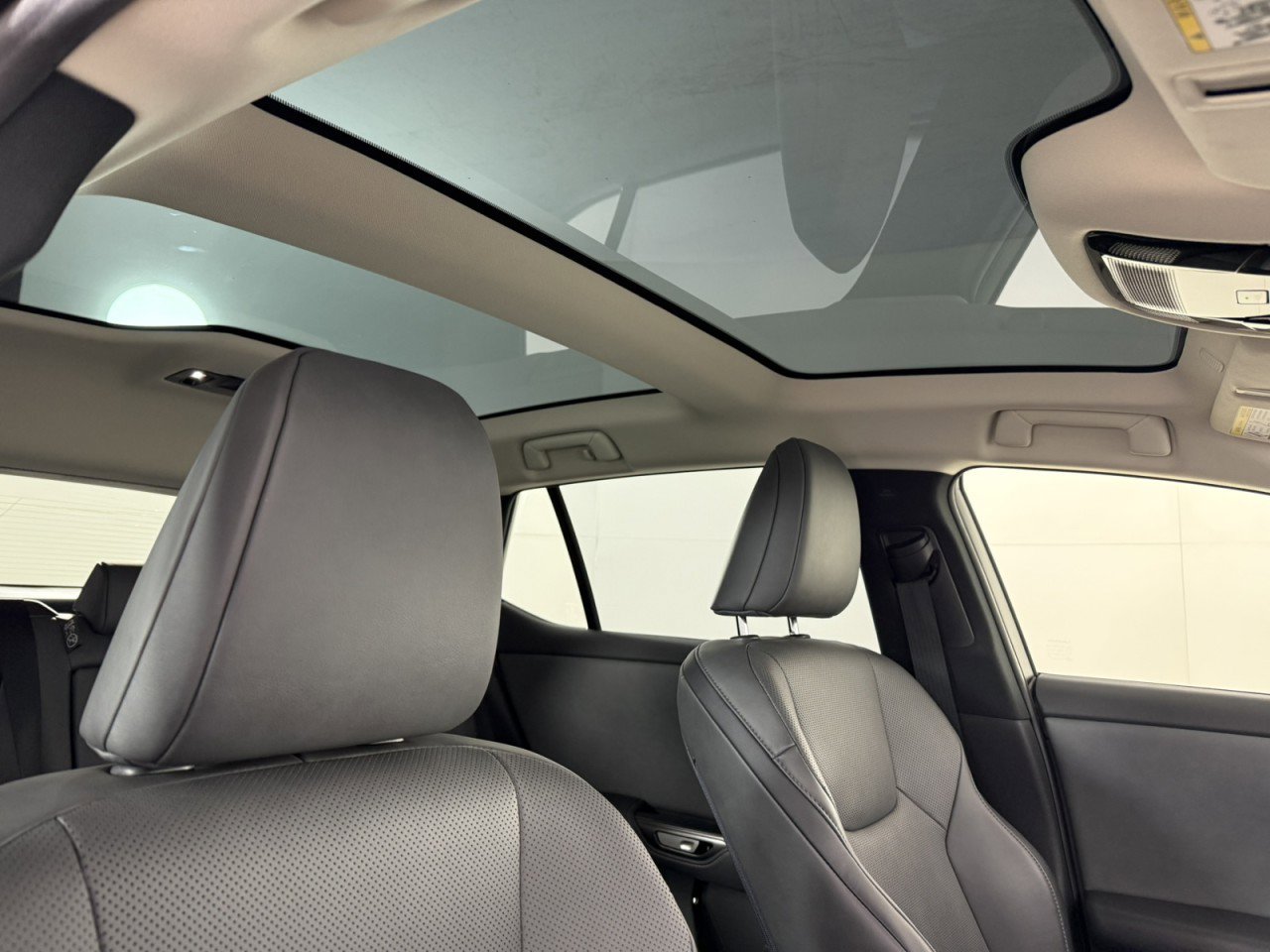 Used 2024 Lexus RZ 300e Premium w/ Accessory Package (Z1) image 13