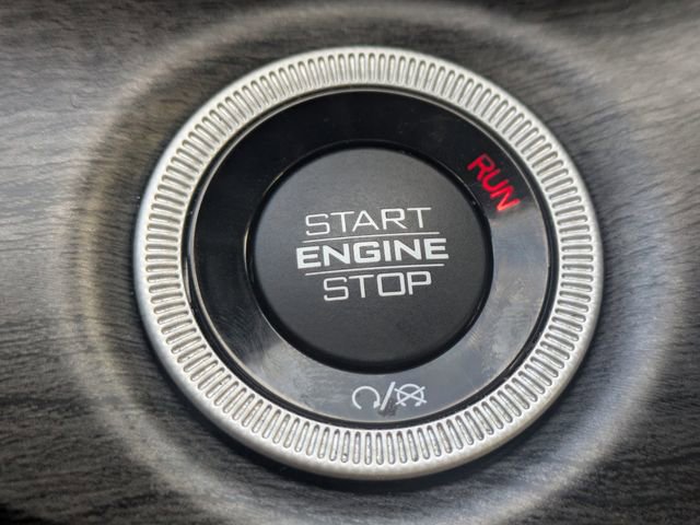 Used 2022 Jeep Grand Cherokee L Limited w/ Trailer Tow Group (B) image 32