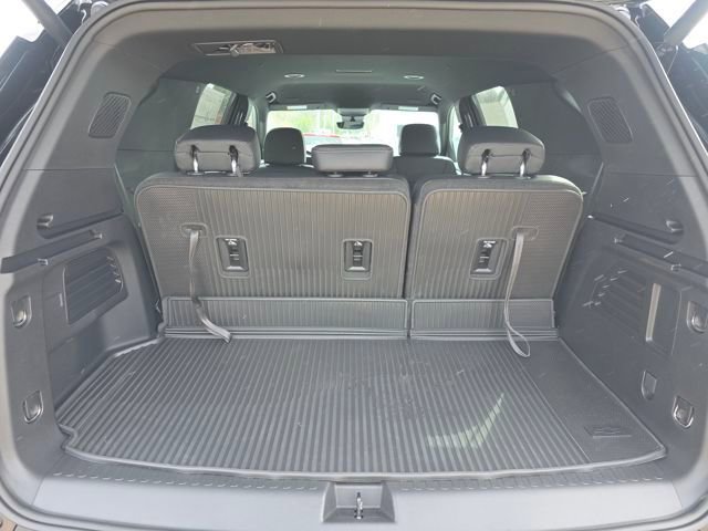 New 2026 Chevrolet Traverse LT w/ Enhanced Driving Package image 19