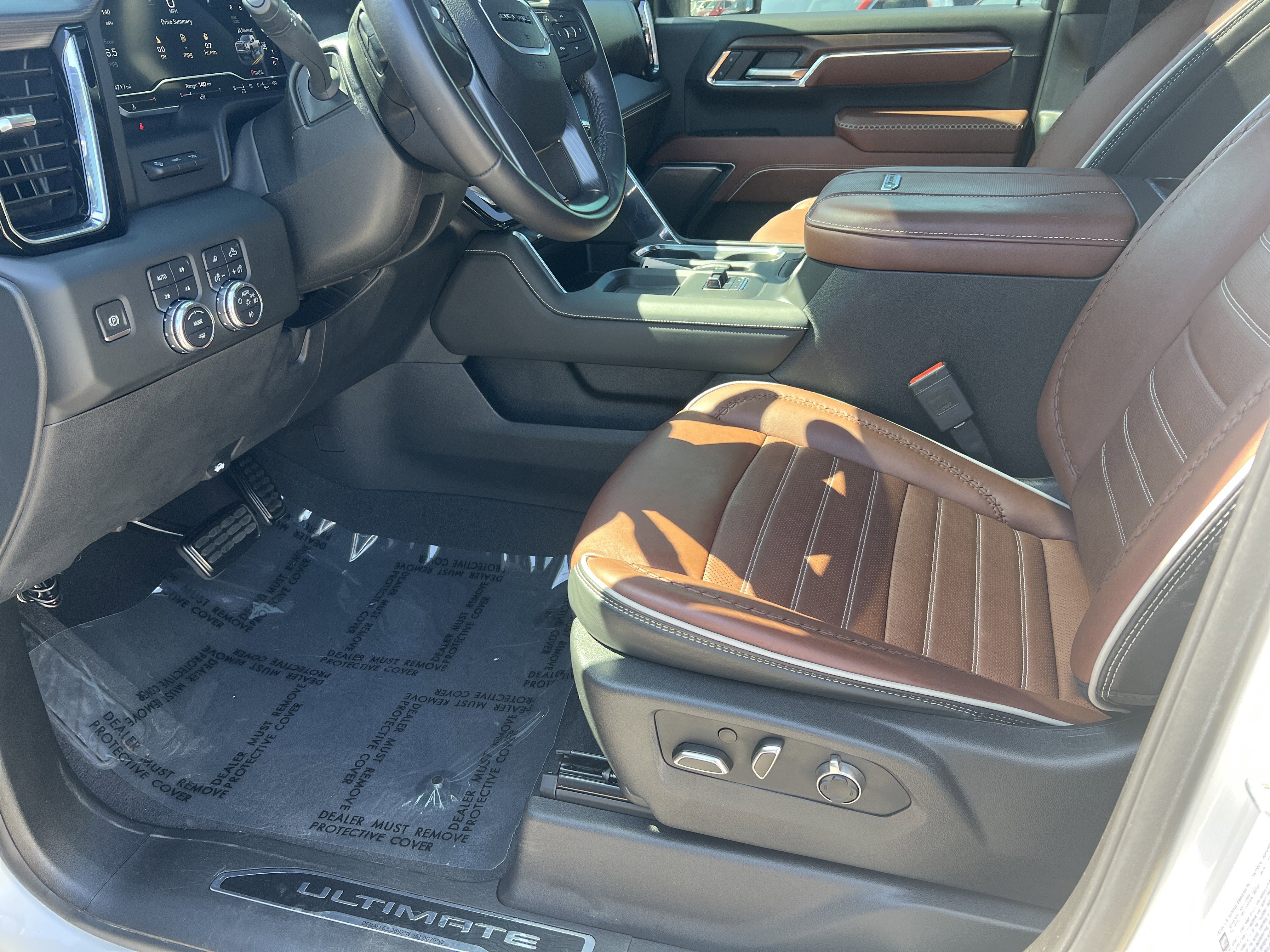 Used 2024 GMC Sierra 2500 Denali Ultimate w/ Max Trailering Package image 10