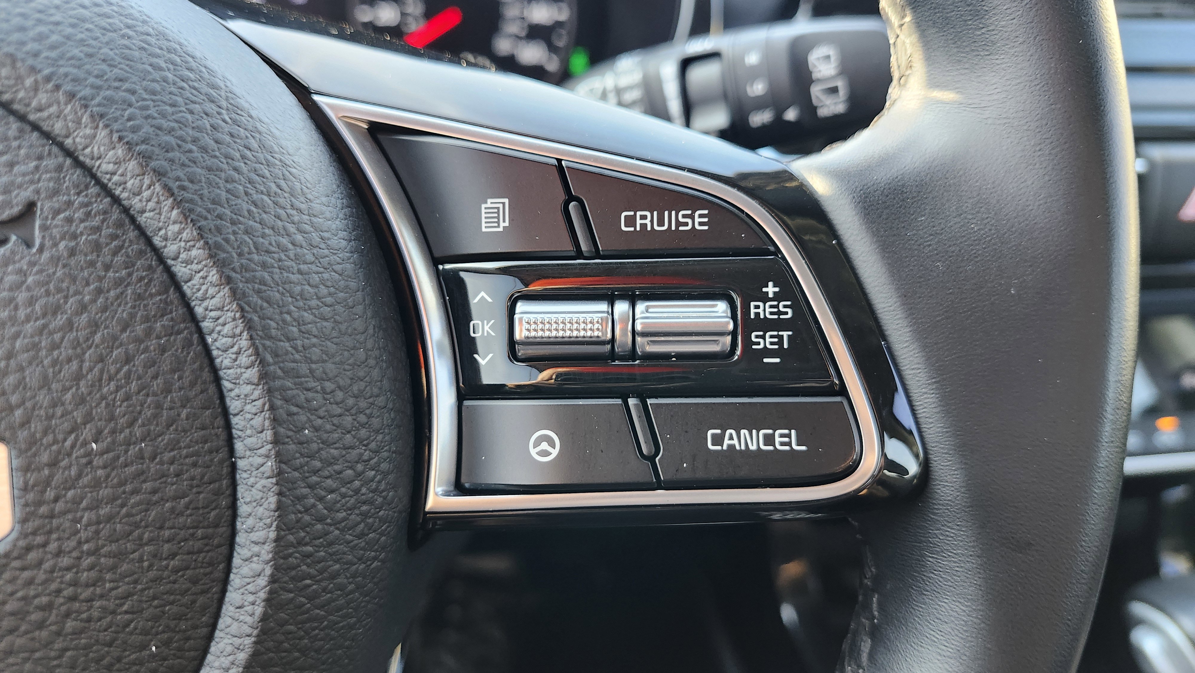 Used 2023 Kia Seltos S image 31