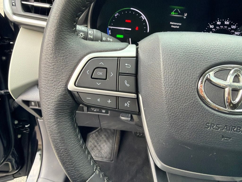 Used 2021 Toyota Sienna XLE AWD/4WD image 16