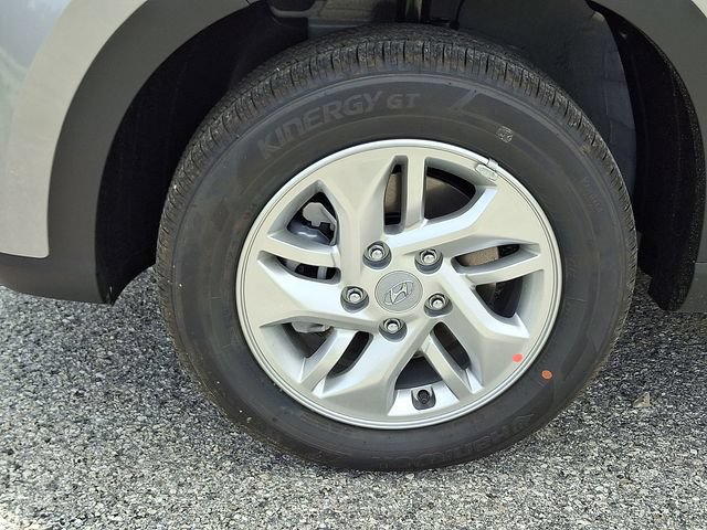 New 2026 Hyundai Venue SE FWD image 18