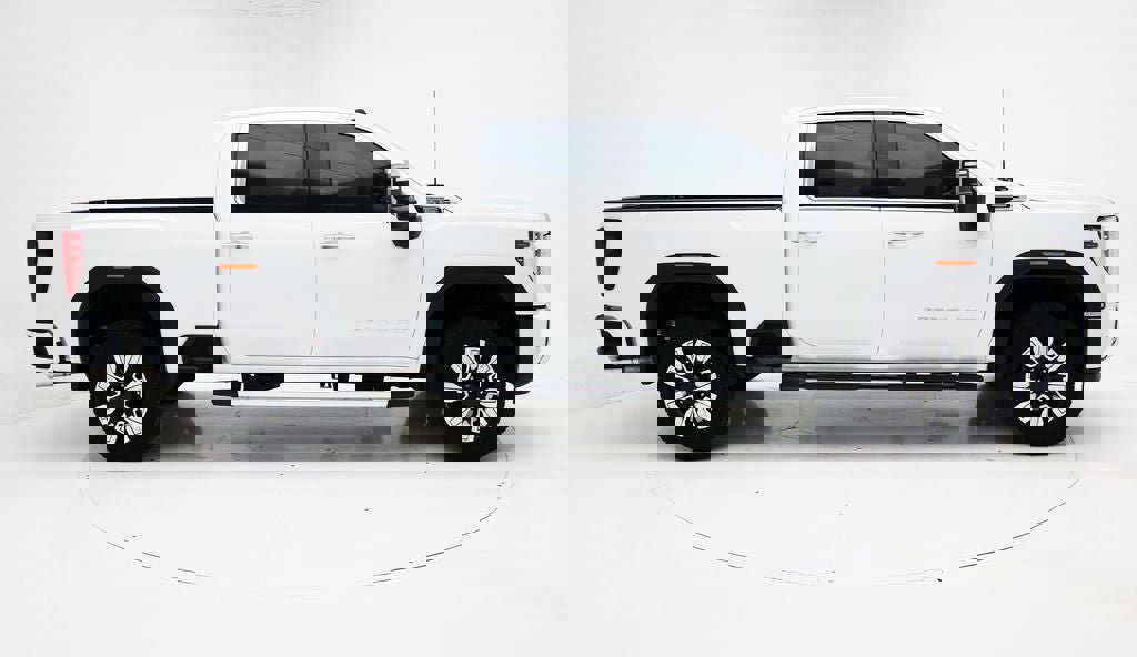 Used 2024 GMC Sierra 2500 Denali w/ Denali Reserve Package image 3