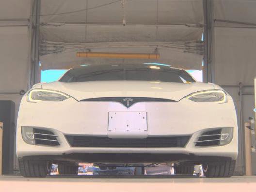 Used 2017 Tesla Model S 75 image 7