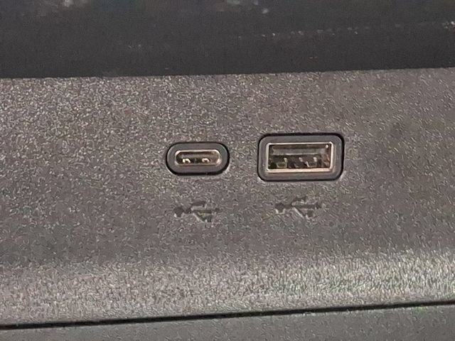 Used 2026 Chevrolet Equinox LT FWD image 25