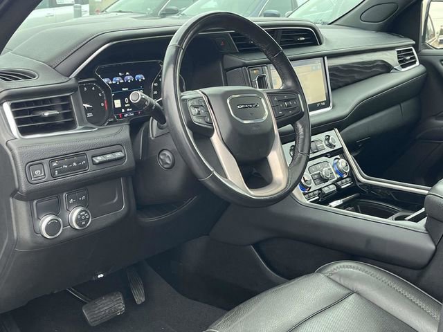 Used 2021 GMC Yukon Denali w/ Denali Premium Package image 12