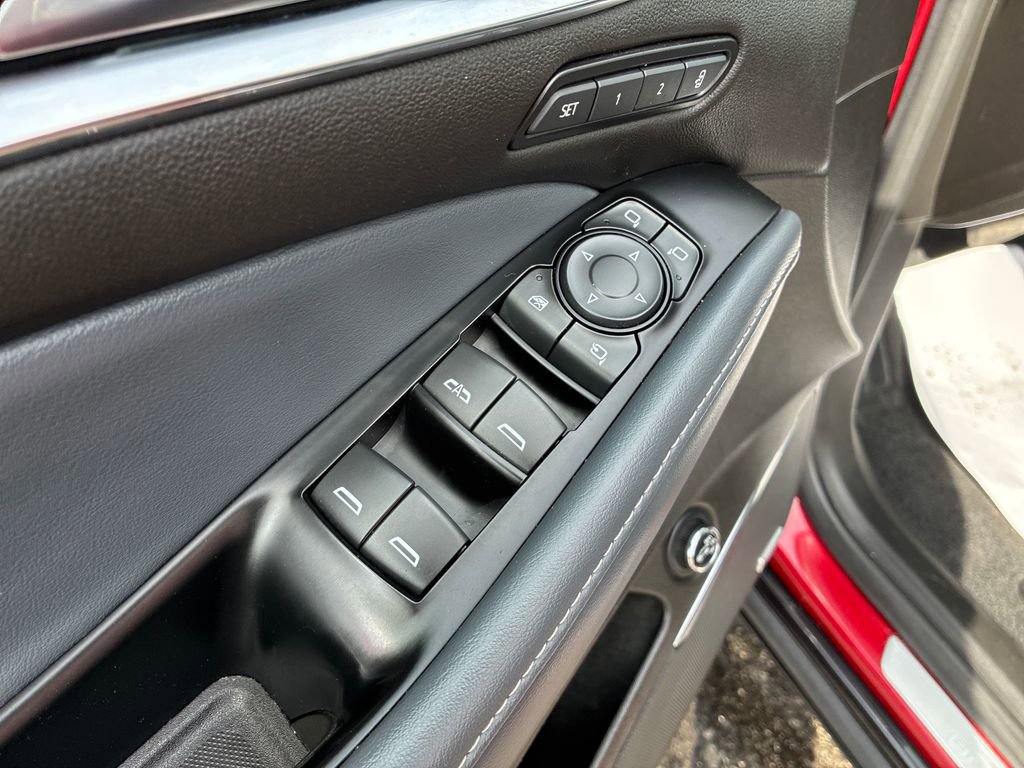 Used 2023 Buick Enclave Premium w/ Experience Buick Package image 14