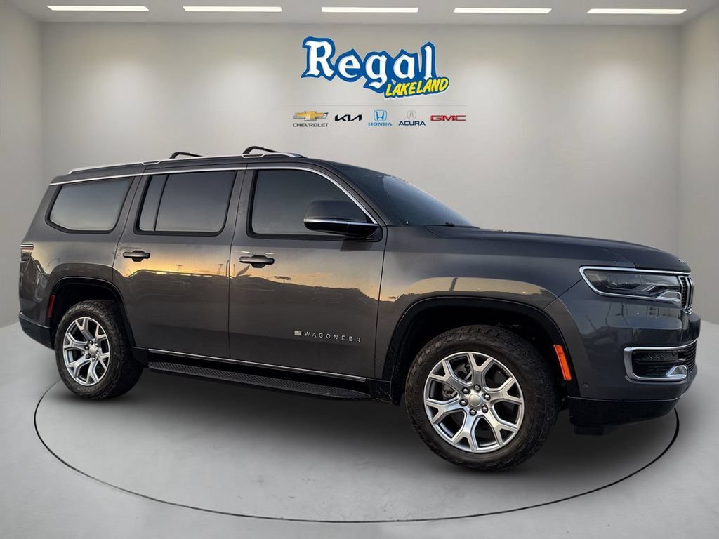 Used 2022 Jeep Wagoneer Series II AWD/4WD image 1