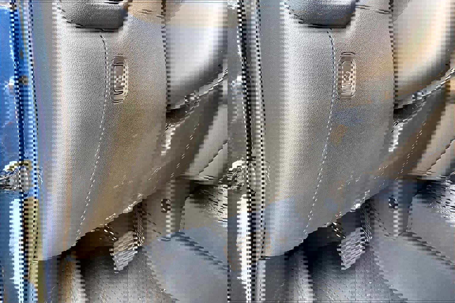 Used 2022 Chevrolet Silverado 1500 Custom image 35