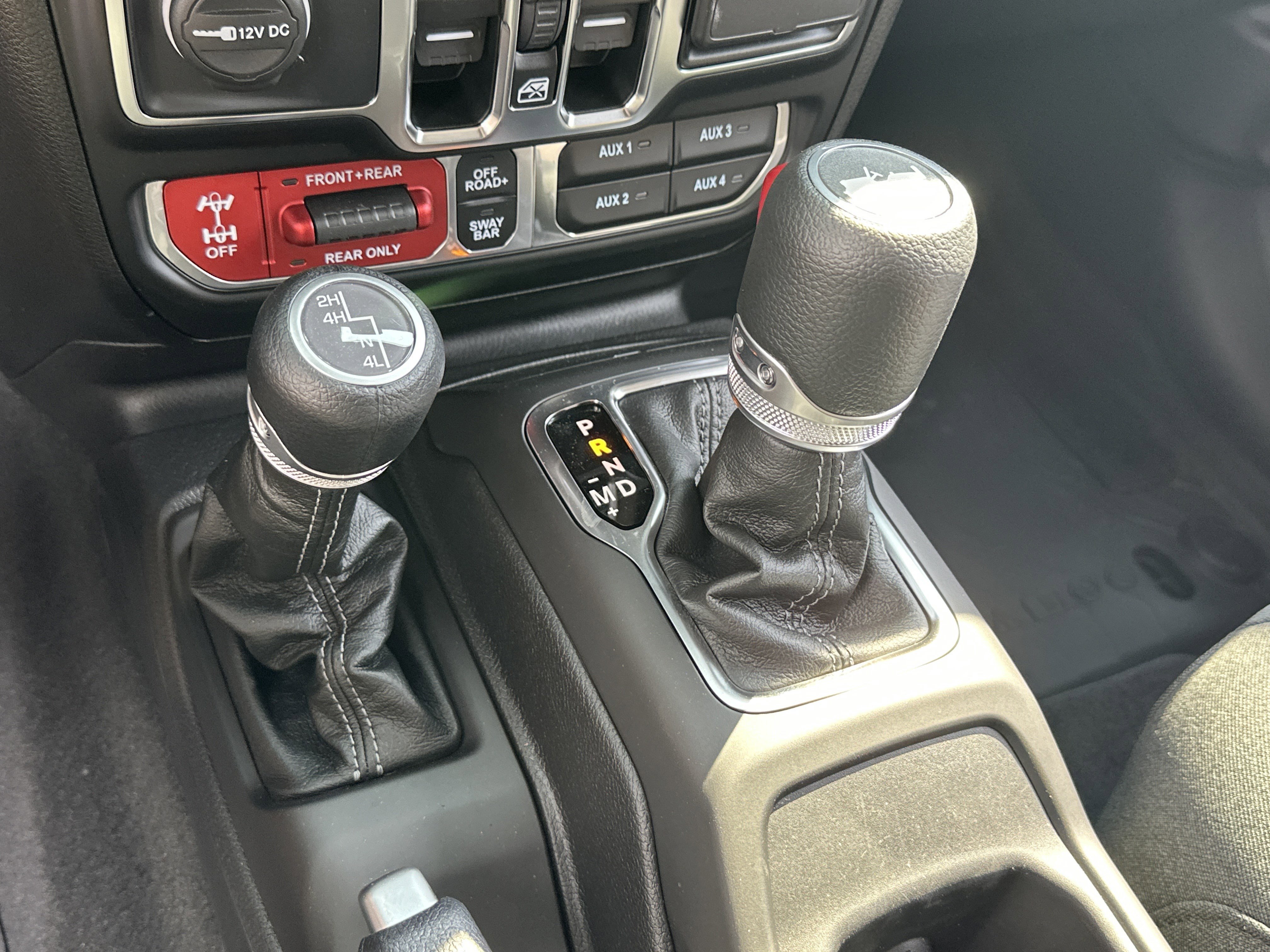 New 2025 Jeep Wrangler Unlimited Rubicon image 24