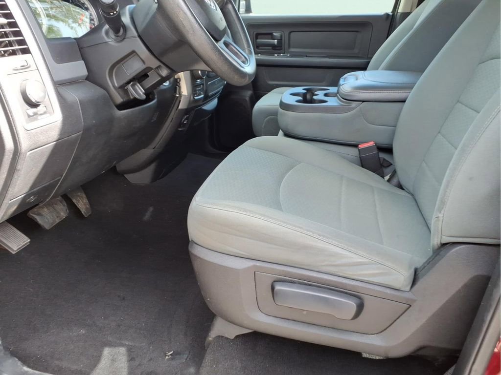 Used 2017 RAM 1500 Express image 16