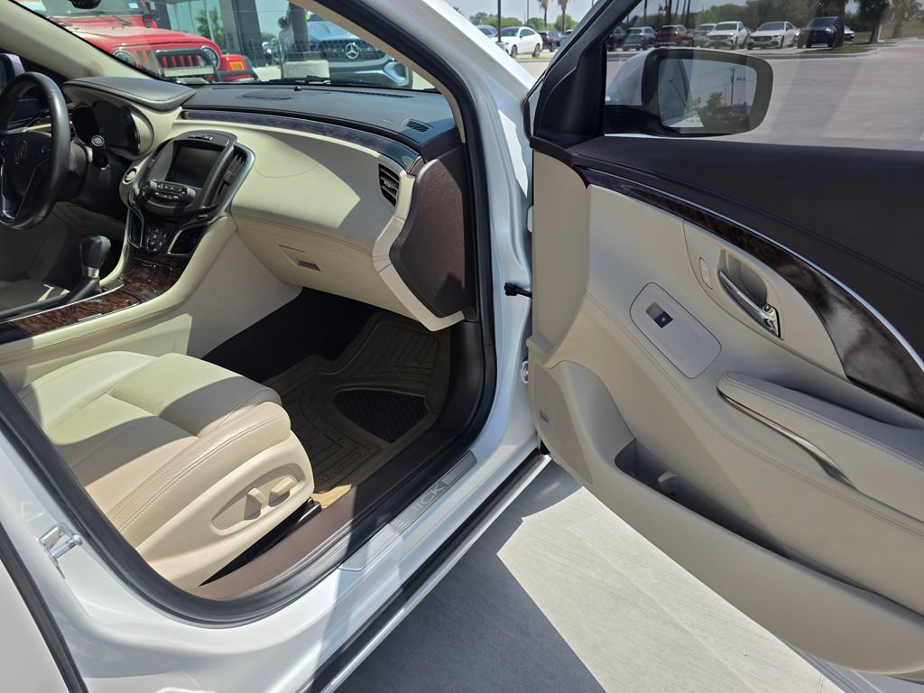 Used 2016 Buick LaCrosse Leather w/ Experience Buick Package FWD image 17